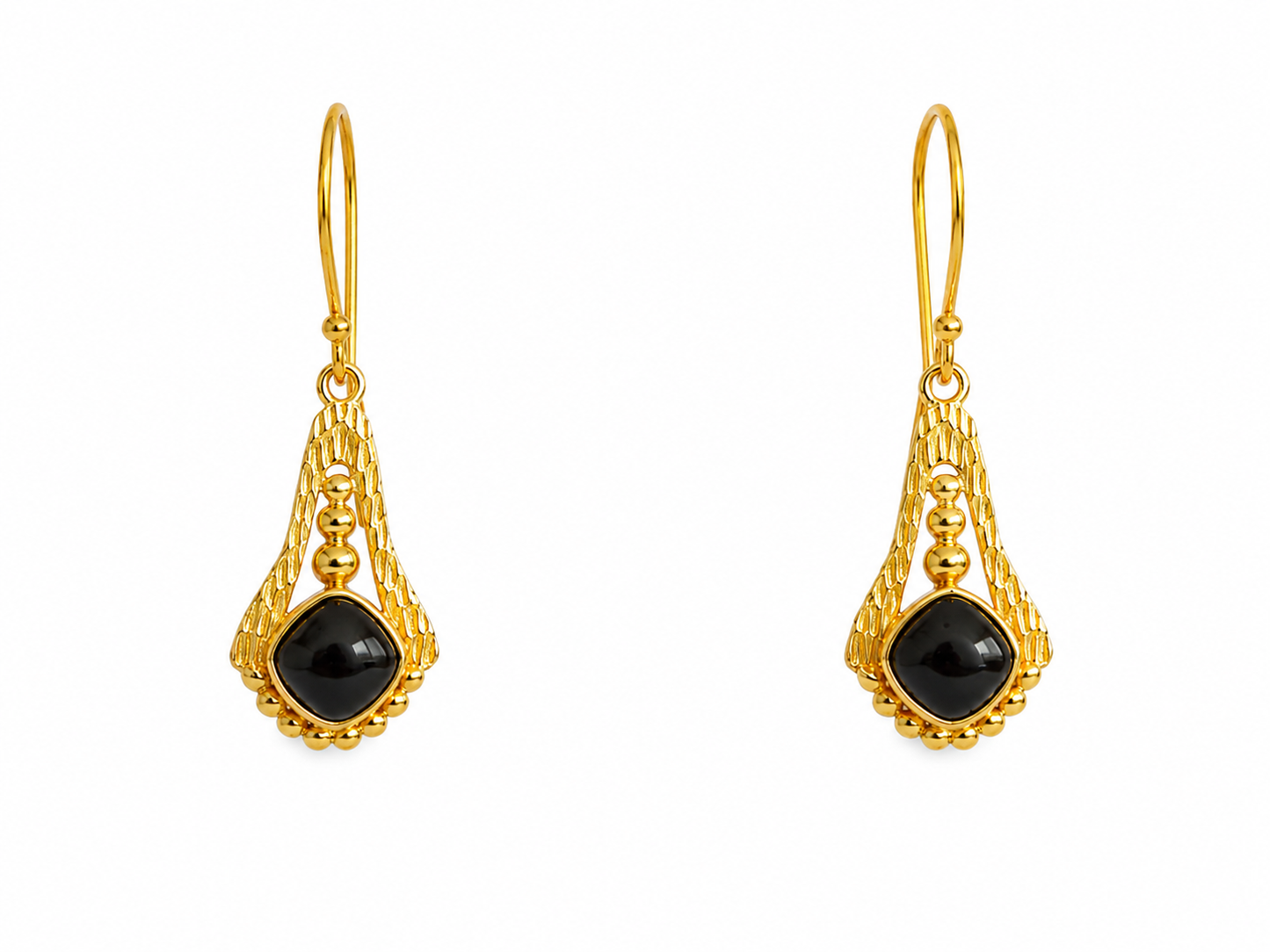 Zwarte Onyx Oorbellen 925 Zilver – Goudkleurige Oorhangers 12 x 20 mm – Elegante Edelsteen Oorbellen