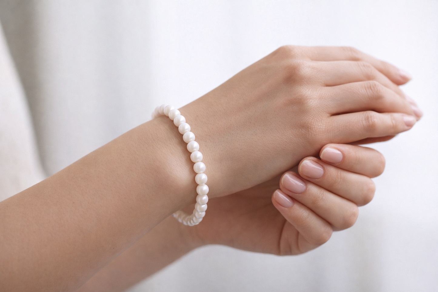 Witte Schelp Armband 6 mm – Natuurlijke Kralen – Diameter 18 cm – Tijdloos & Zomers
